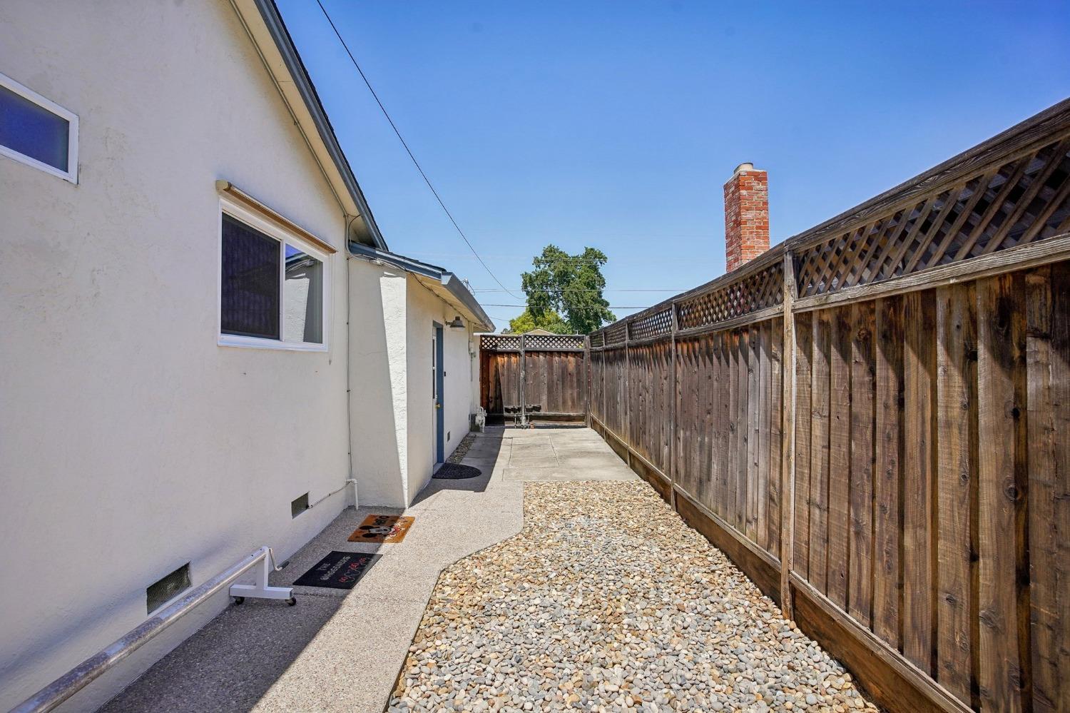 Detail Gallery Image 27 of 29 For 3965 Purdue Way, Livermore,  CA 94550 - 3 Beds | 2 Baths