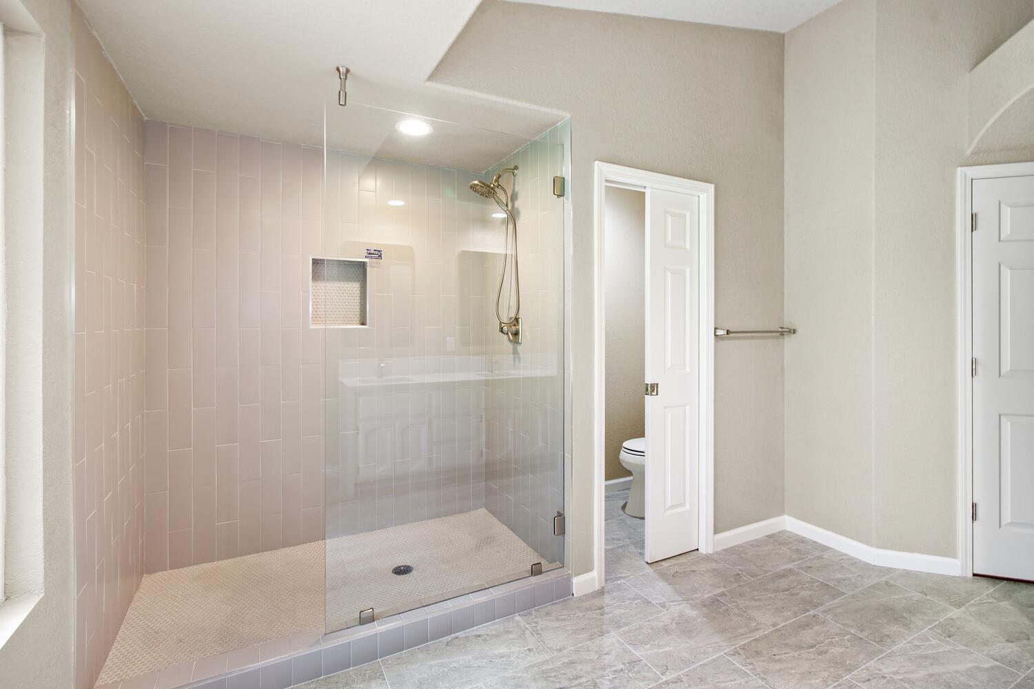 Detail Gallery Image 30 of 76 For 8348 Polo Crosse Ave, Sacramento,  CA 95829 - 5 Beds | 4 Baths
