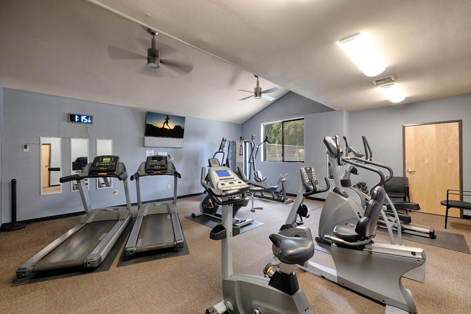 Detail Gallery Image 54 of 57 For 314 Elmhurst Cir, Sacramento,  CA 95825 - 2 Beds | 2/1 Baths