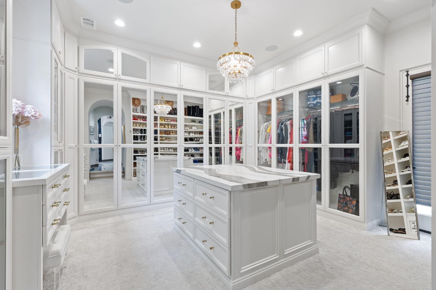 Detail Gallery Image 17 of 61 For 6120 Terracina Ct, Loomis,  CA 95650 - 7 Beds | 6/2 Baths