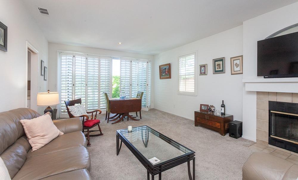 Detail Gallery Image 13 of 44 For 3070 Carousel Cir, Stockton,  CA 95219 - 3 Beds | 2 Baths