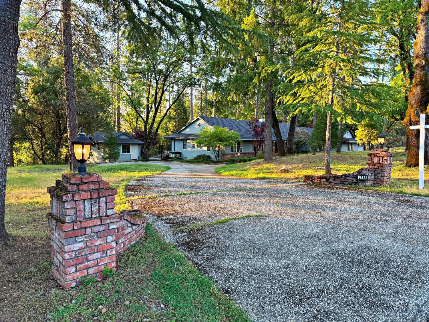 Old Ditch Drive, Placerville, California image 2