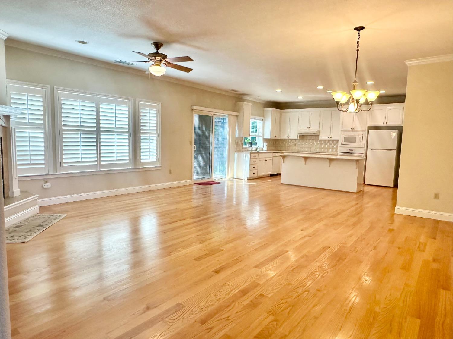 Detail Gallery Image 10 of 59 For 600 Jeanette Ct, Oakdale,  CA 95361 - 3 Beds | 2 Baths