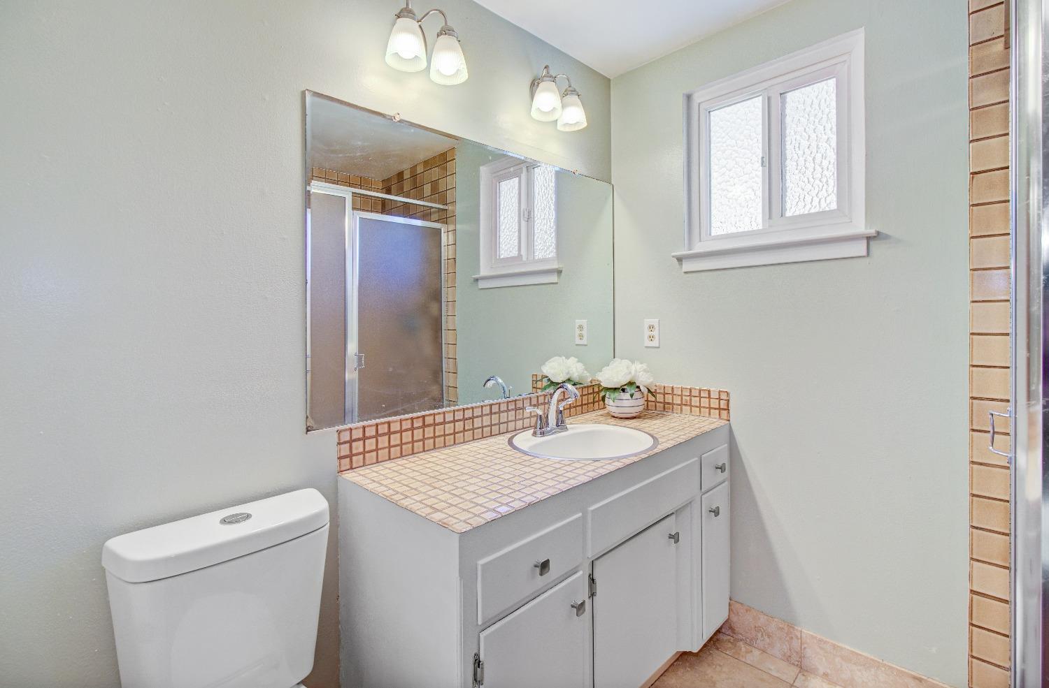 Detail Gallery Image 37 of 73 For 1837 Drew Ct, Carmichael,  CA 95608 - 4 Beds | 2 Baths