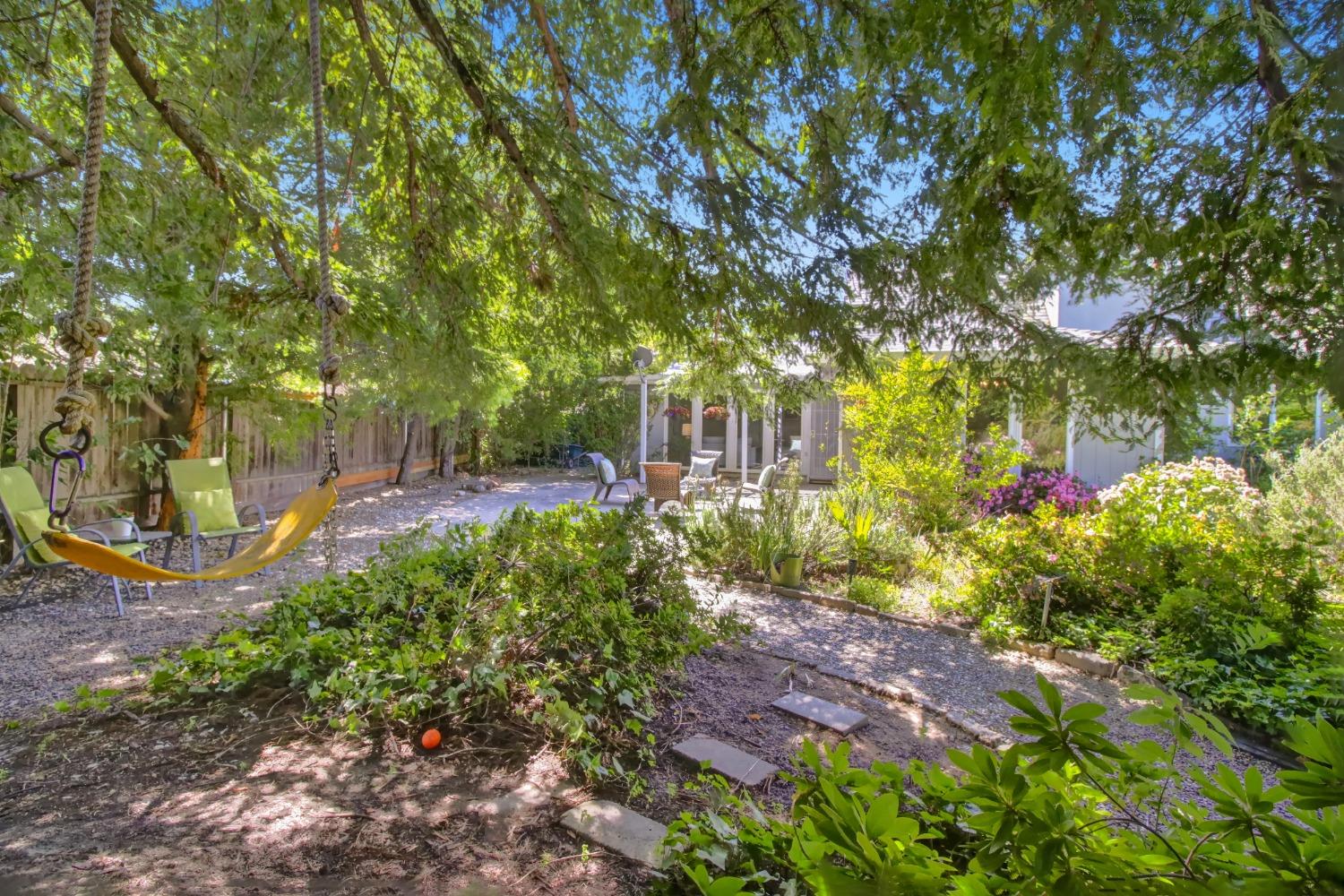 Detail Gallery Image 51 of 73 For 1837 Drew Ct, Carmichael,  CA 95608 - 4 Beds | 2 Baths