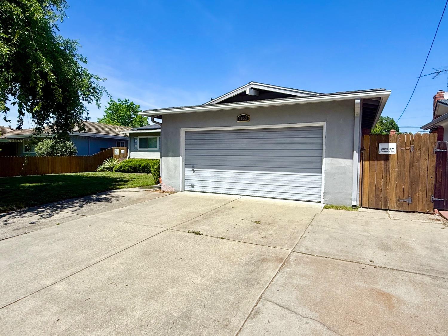 Jasmine Avenue, Stockton, California image 4
