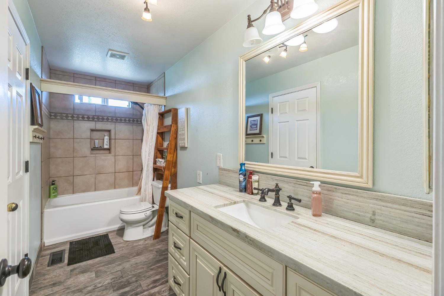 Detail Gallery Image 16 of 27 For 14748 Sutter Highlands, Sutter Creek,  CA 95685 - 3 Beds | 2 Baths