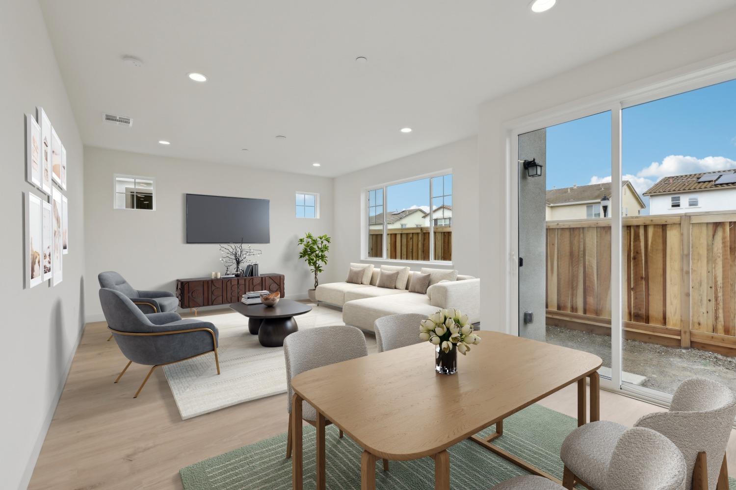 Detail Gallery Image 11 of 15 For 278 Mindy Way, Pittsburg,  CA 94565 - 3 Beds | 2/1 Baths