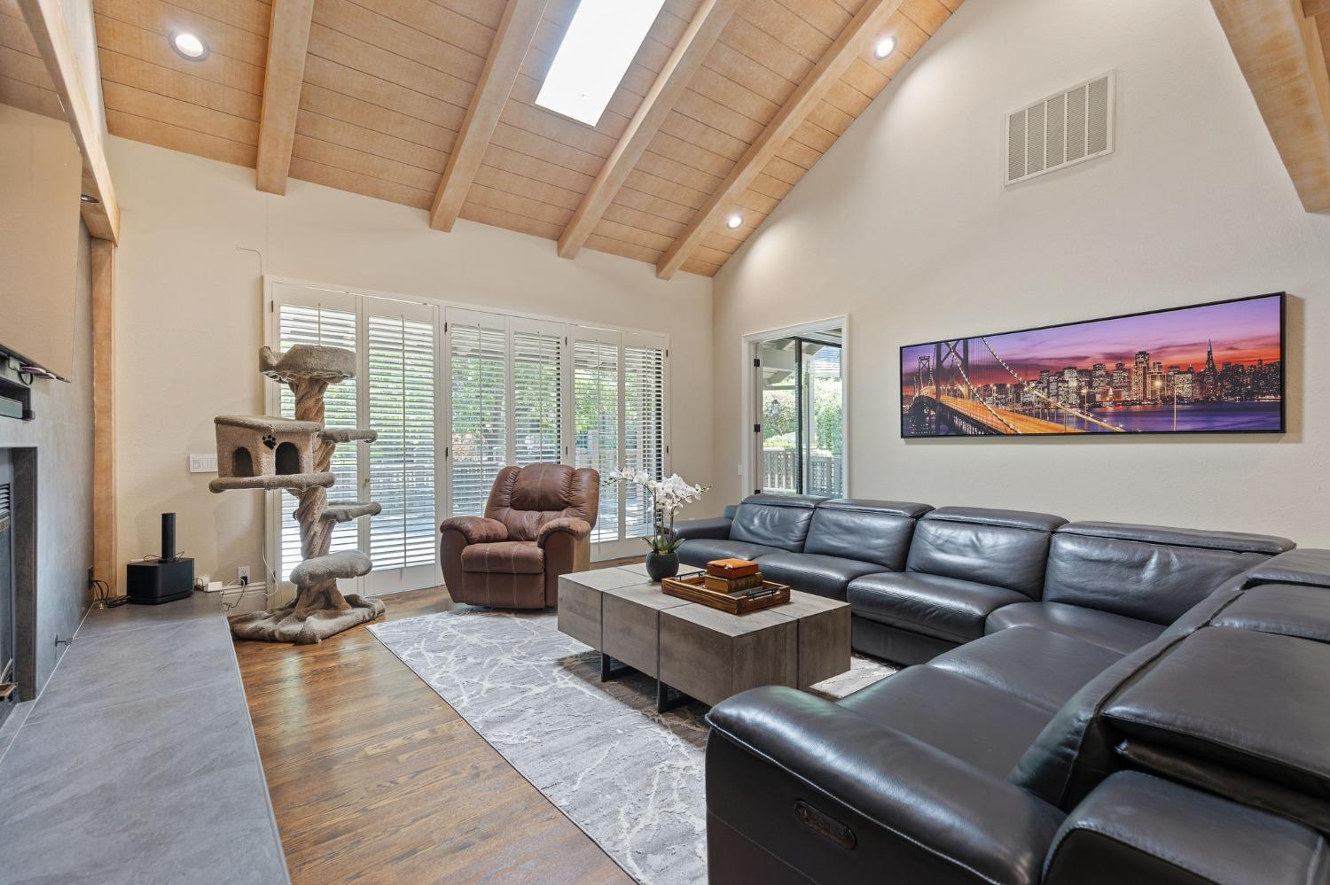 Detail Gallery Image 35 of 68 For 7634 Pineridge Ln, Fair Oaks,  CA 95628 - 3 Beds | 2 Baths