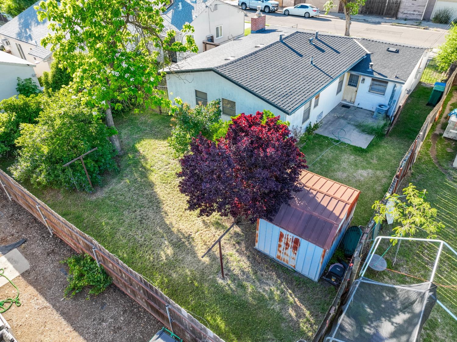 Detail Gallery Image 3 of 24 For 308 Blain Ave, Stockton,  CA 95204 - 3 Beds | 1 Baths