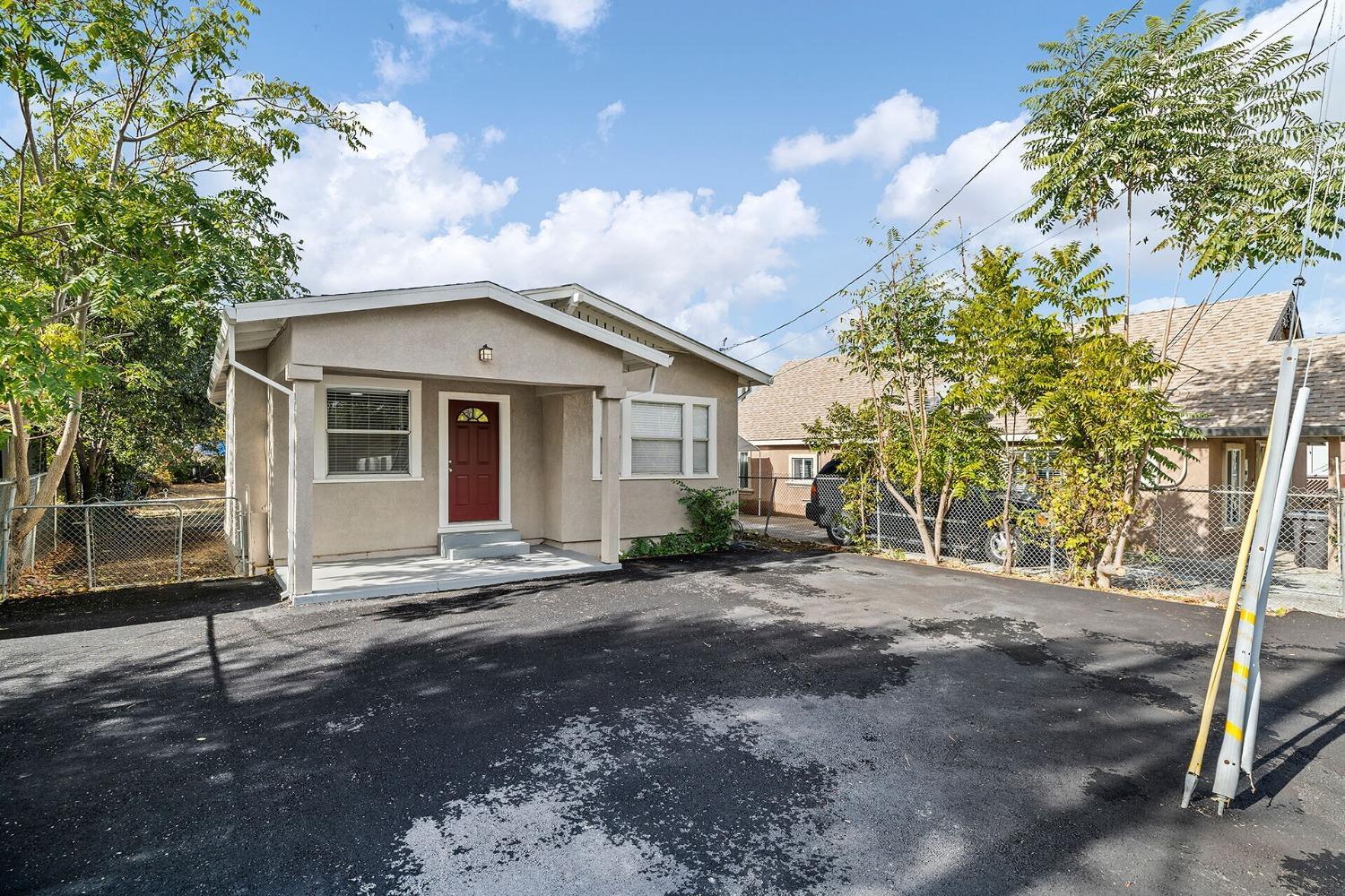 Young Avenue, Stockton, California image 2