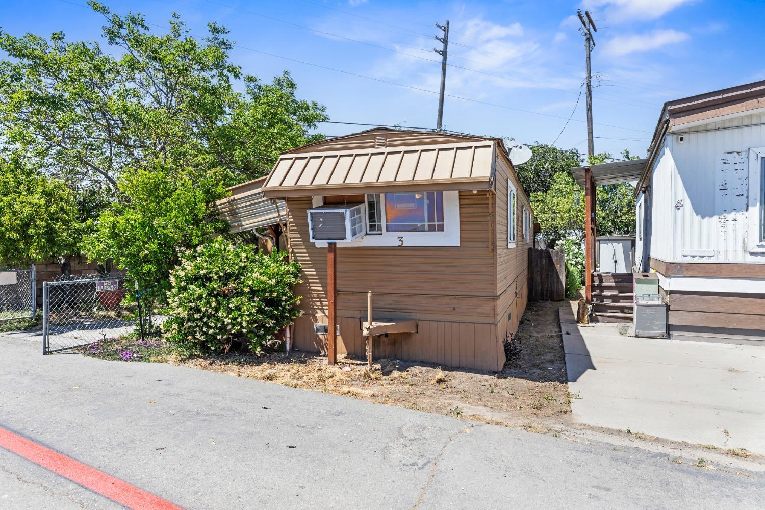Detail Gallery Image 9 of 27 For 11550 S Harlan Rd 3, Lathrop,  CA 95330 - 2 Beds | 1 Baths