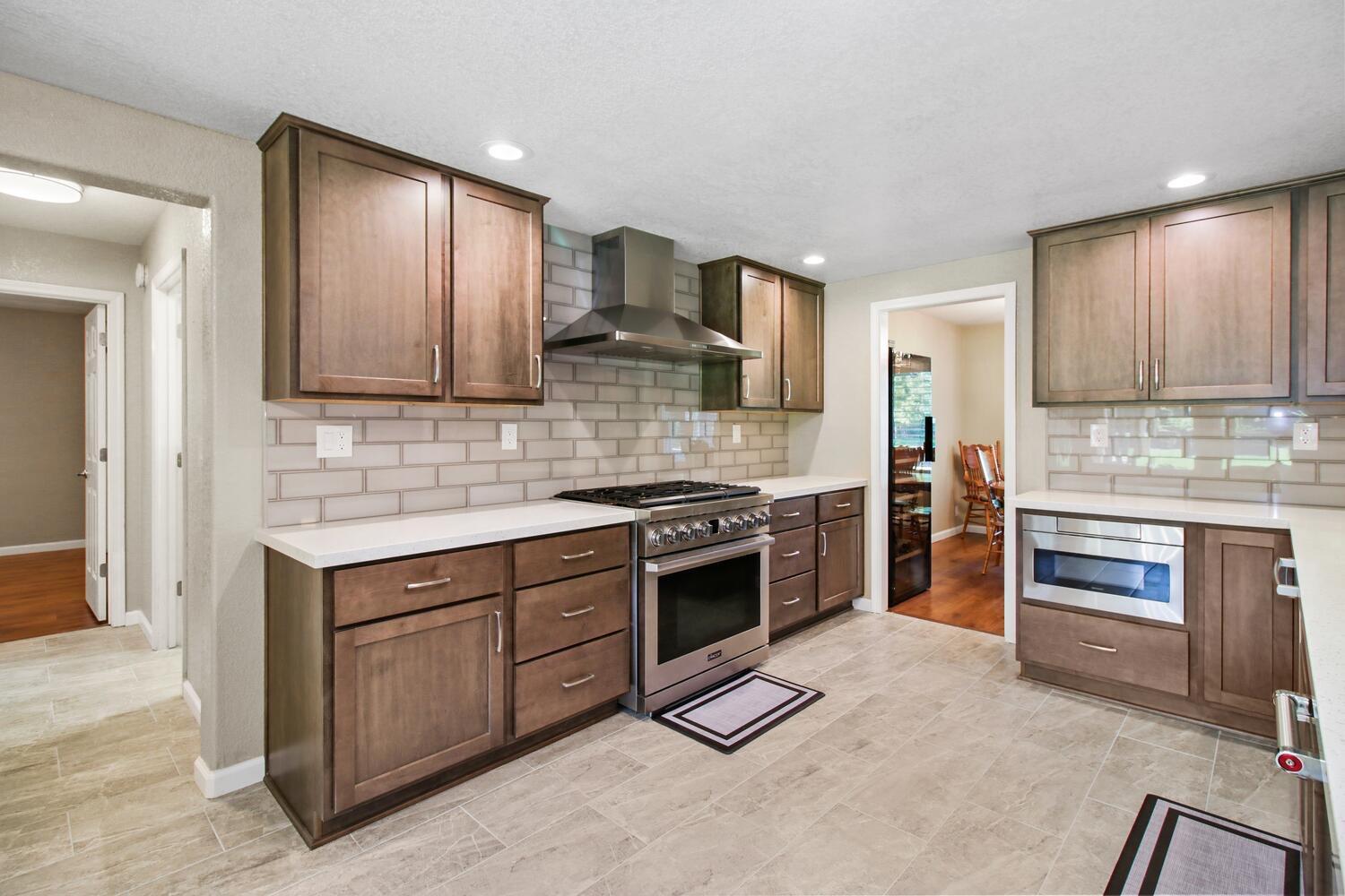 Detail Gallery Image 21 of 76 For 8348 Polo Crosse Ave, Sacramento,  CA 95829 - 5 Beds | 4 Baths