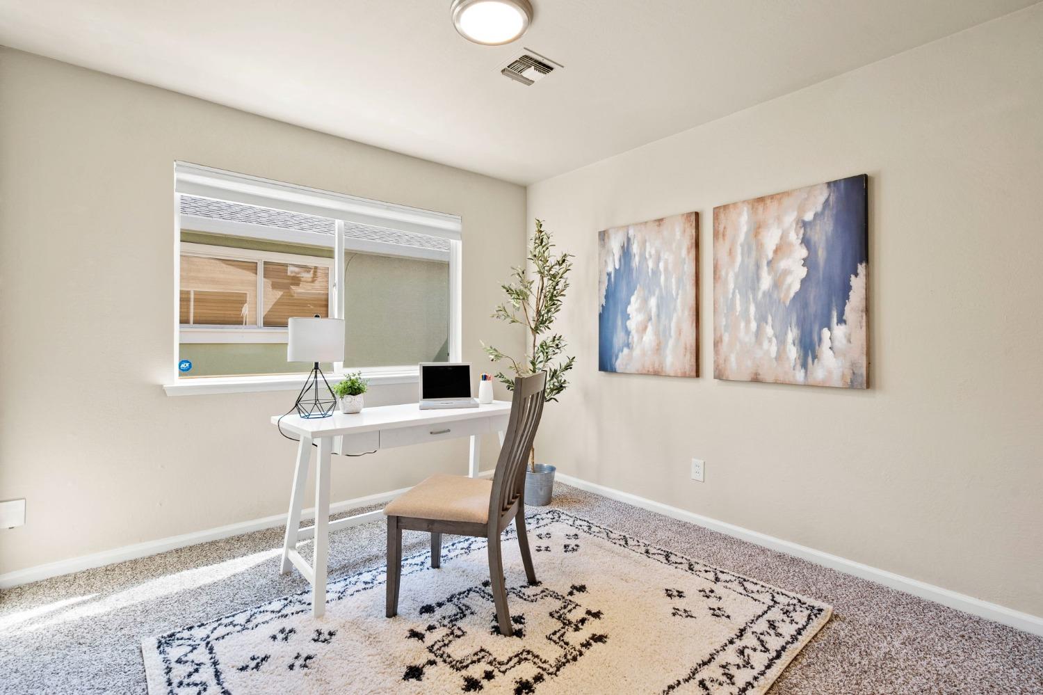 Detail Gallery Image 17 of 33 For 2732 Northglen St, Sacramento,  CA 95833 - 3 Beds | 2 Baths