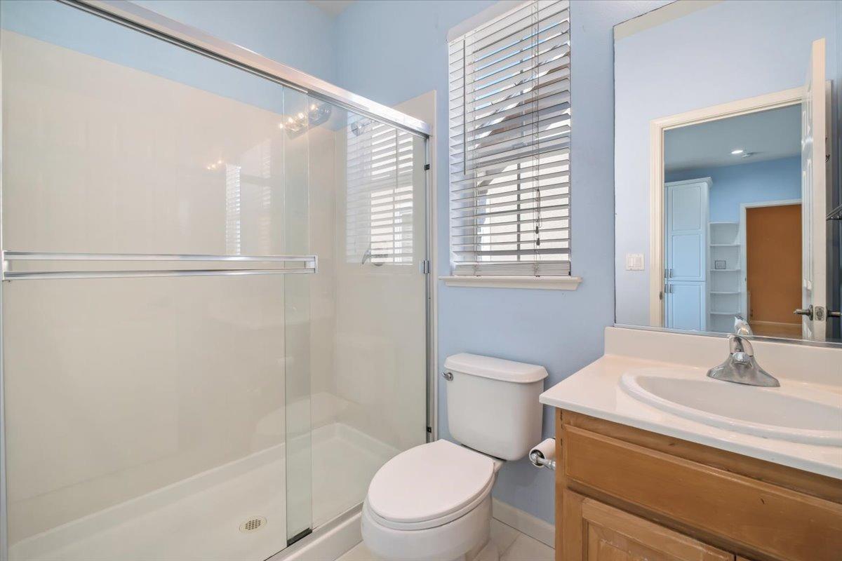 Detail Gallery Image 37 of 45 For 1012 Rock Harbor Pt, Hercules,  CA 94547 - 4 Beds | 4 Baths