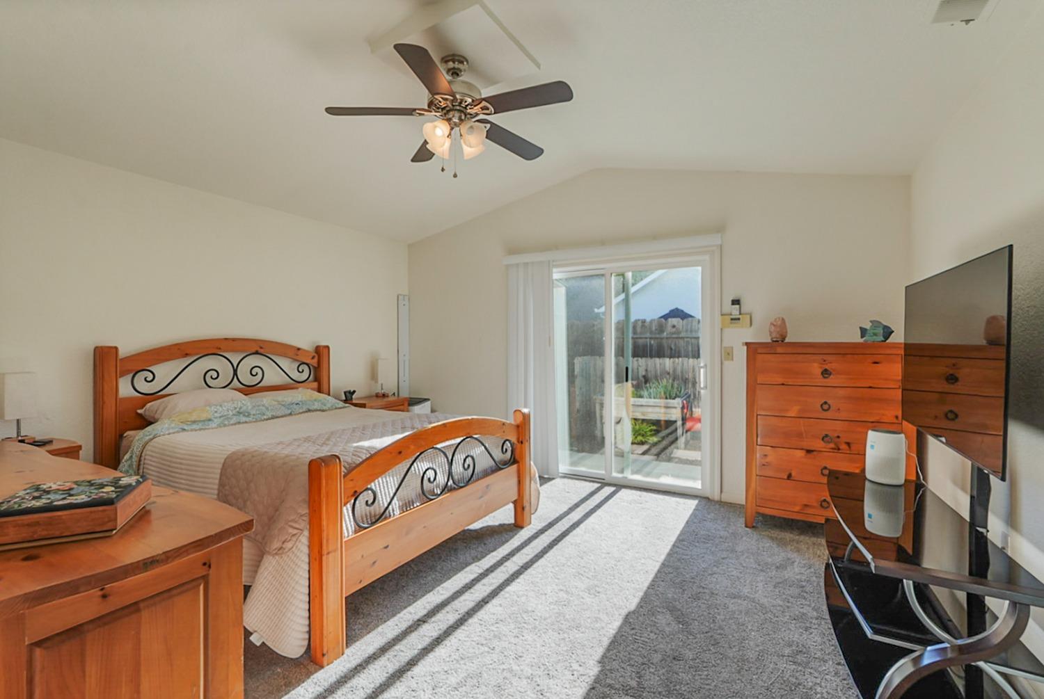 Detail Gallery Image 9 of 40 For 3887 Paula Ct, Turlock,  CA 95382 - 4 Beds | 2 Baths