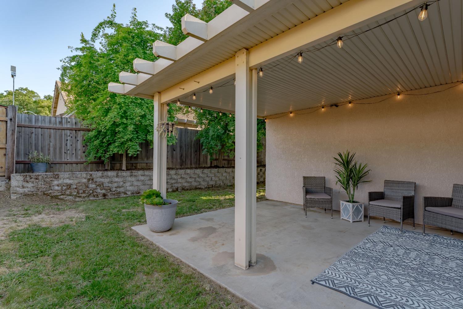Detail Gallery Image 24 of 31 For 5844 Blue Beech Ct, Antelope,  CA 95843 - 4 Beds | 2 Baths