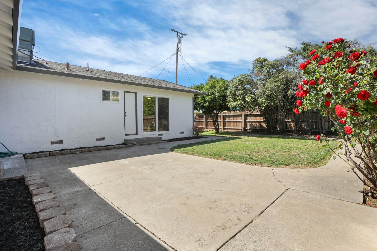 Detail Gallery Image 30 of 34 For 2715 Madrone Ave, Stockton,  CA 95207 - 3 Beds | 2 Baths