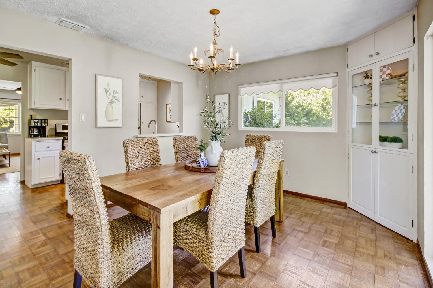 Detail Gallery Image 20 of 73 For 1837 Drew Ct, Carmichael,  CA 95608 - 4 Beds | 2 Baths