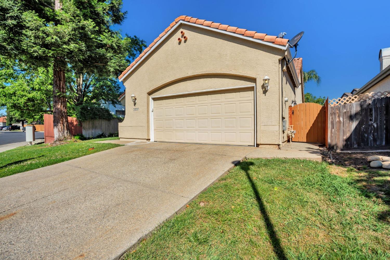 Detail Gallery Image 46 of 47 For 9034 Acorn Ridge Cir, Elk Grove,  CA 95758 - 4 Beds | 2 Baths