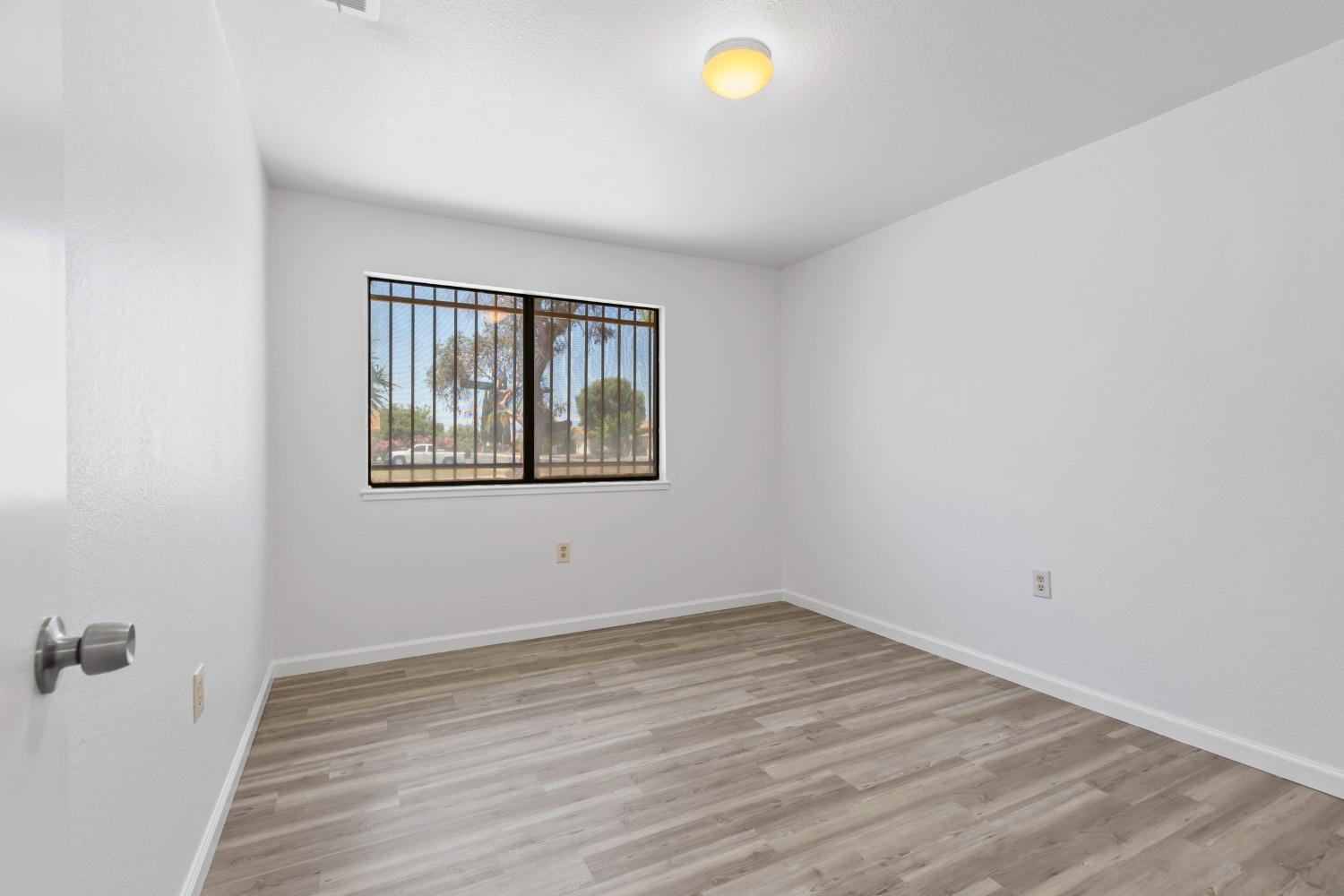 Detail Gallery Image 22 of 42 For 766 Meadowlark Ave, Los Banos,  CA 93635 - 3 Beds | 2 Baths