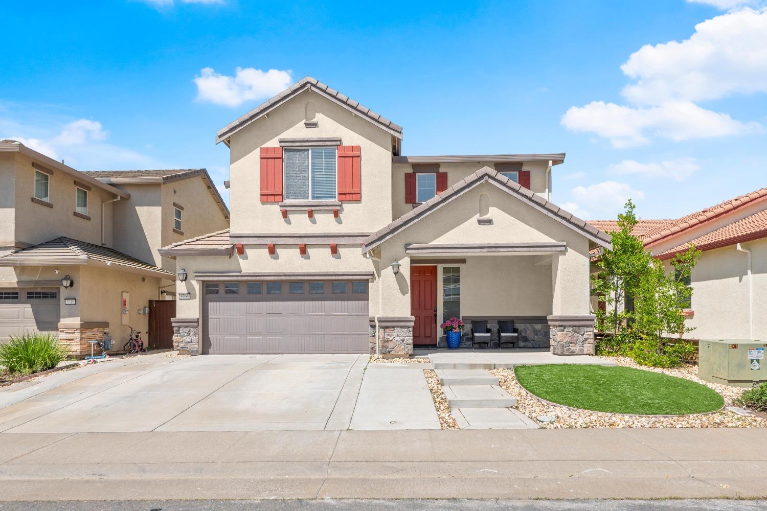 Detail Gallery Image 2 of 71 For 3706 Rockdale Dr, Rancho Cordova,  CA 95742 - 4 Beds | 3 Baths