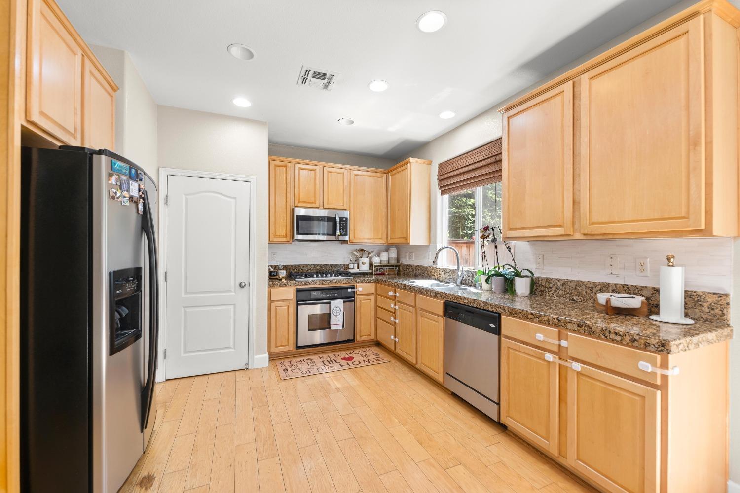 Detail Gallery Image 19 of 54 For 3034 Trap Rock Way, Sacramento,  CA 95835 - 3 Beds | 2/1 Baths