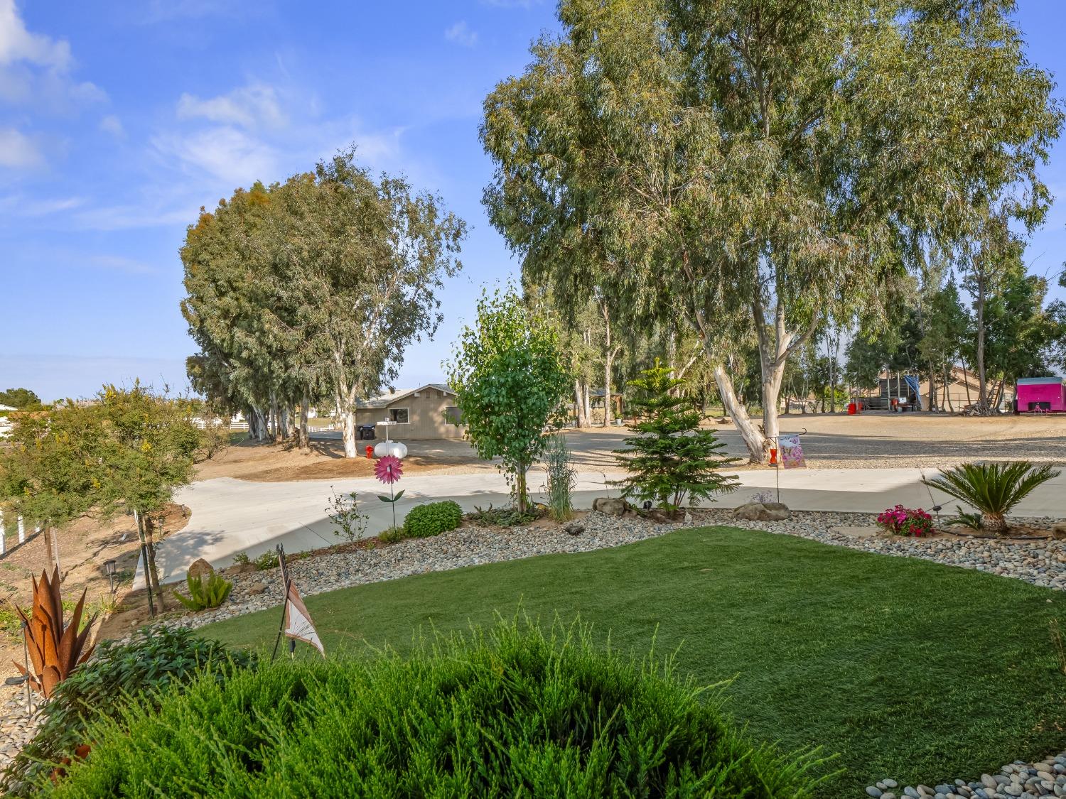 Detail Gallery Image 13 of 78 For 17324 Bonita Rd, Madera,  CA 93636 - 5 Beds | 4 Baths