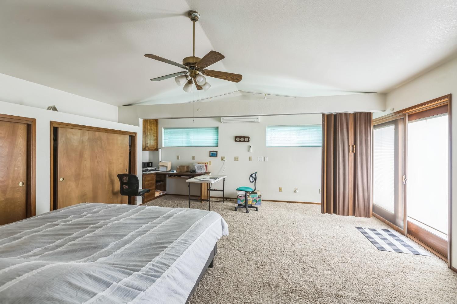 Detail Gallery Image 21 of 52 For 5416 Royal Oaks Dr, Oroville,  CA 95966 - 3 Beds | 2/1 Baths
