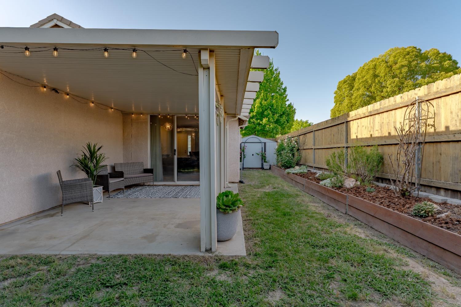 Detail Gallery Image 26 of 31 For 5844 Blue Beech Ct, Antelope,  CA 95843 - 4 Beds | 2 Baths