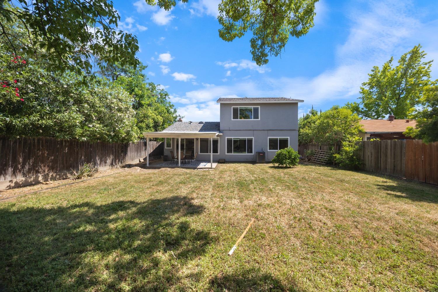 Detail Gallery Image 25 of 33 For 7055 Woodrick Way, Sacramento,  CA 95842 - 4 Beds | 2/1 Baths