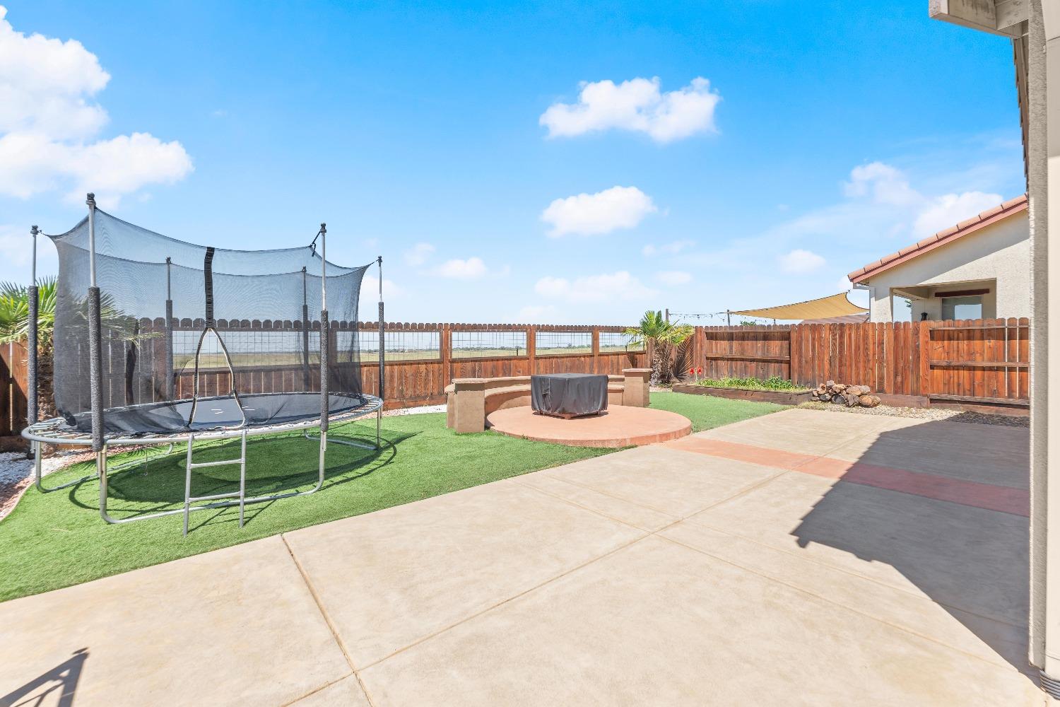 Detail Gallery Image 58 of 71 For 3706 Rockdale Dr, Rancho Cordova,  CA 95742 - 4 Beds | 3 Baths