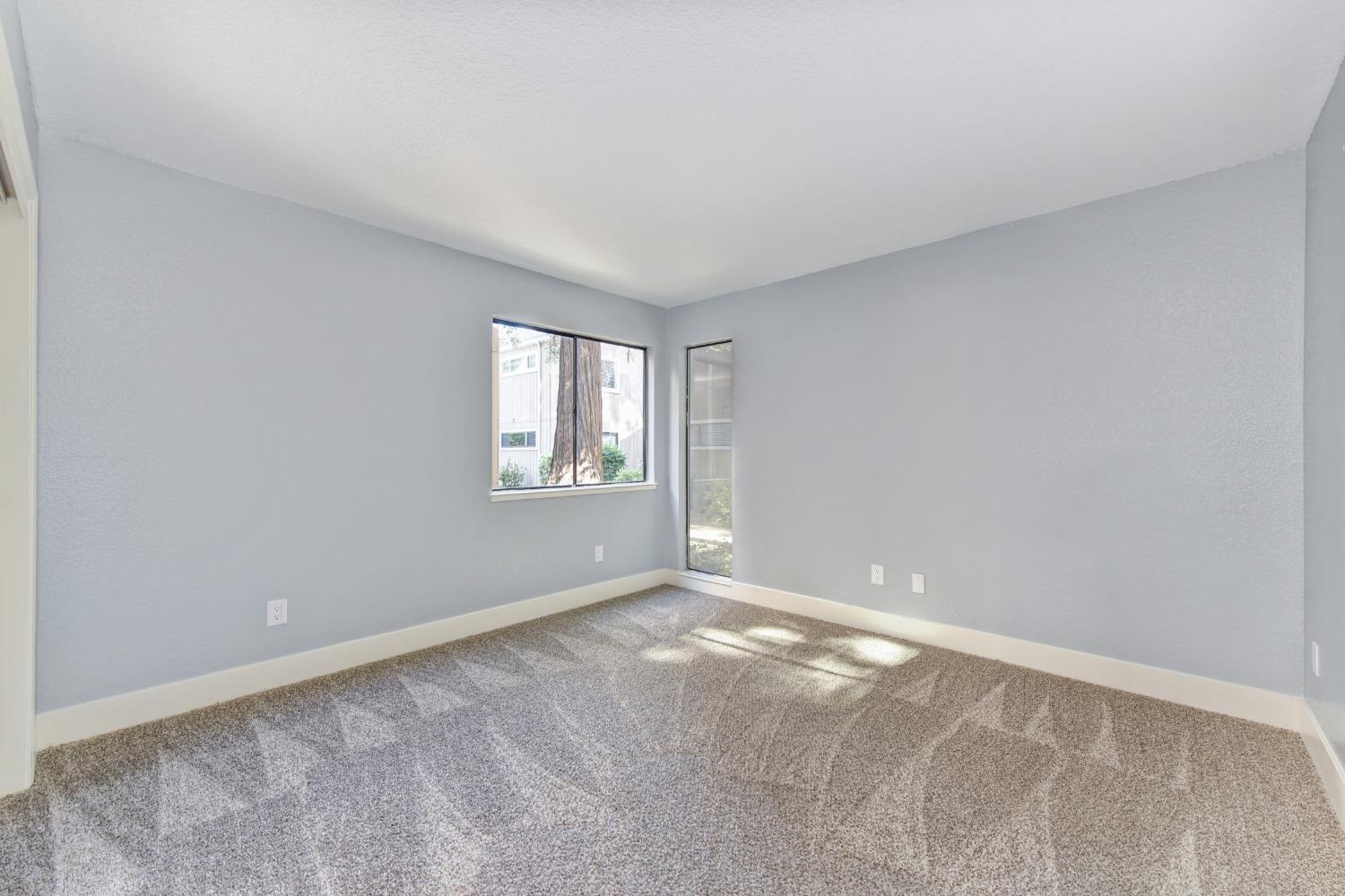 Photo #6: 225058589 Listing: Photo #6