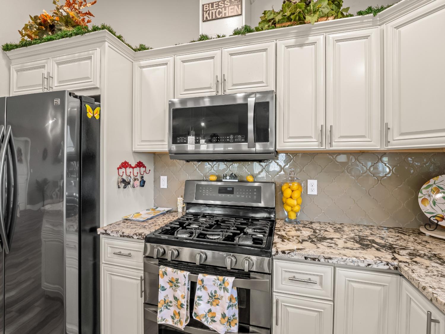 Detail Gallery Image 21 of 78 For 17324 Bonita Rd, Madera,  CA 93636 - 5 Beds | 4 Baths