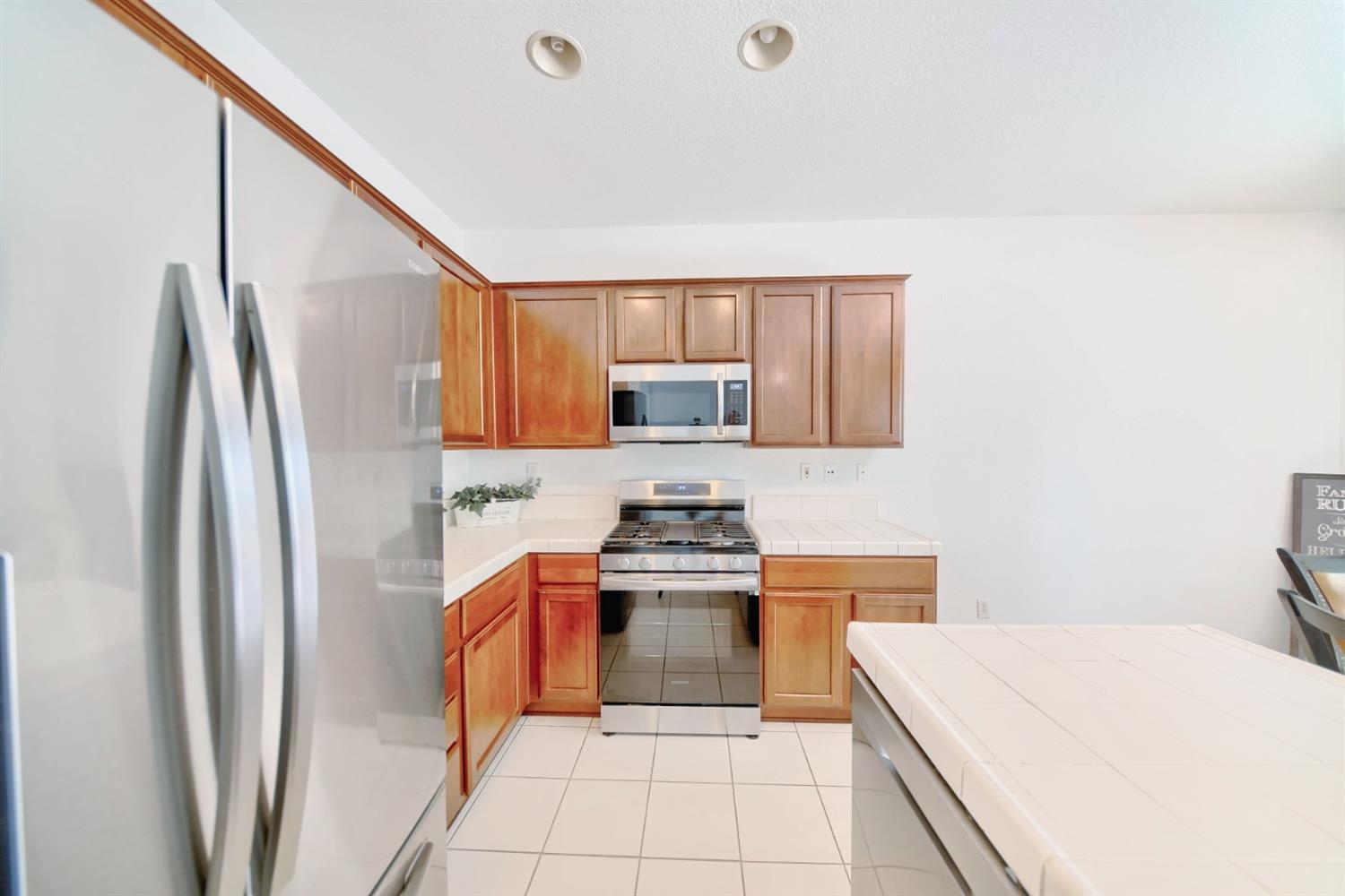 Detail Gallery Image 27 of 99 For 8061 Shay Circle Cir, Stockton,  CA 95212 - 4 Beds | 2/1 Baths
