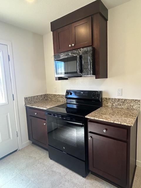 Detail Gallery Image 4 of 5 For 744 Brent Ct, Merced,  CA 95341 - 3 Beds | 2 Baths