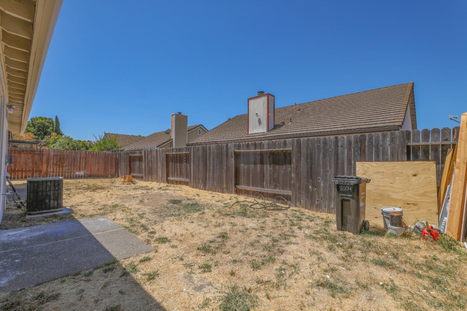 Detail Gallery Image 28 of 29 For 8004 Parkgate Way, Sacramento,  CA 95828 - 4 Beds | 2 Baths