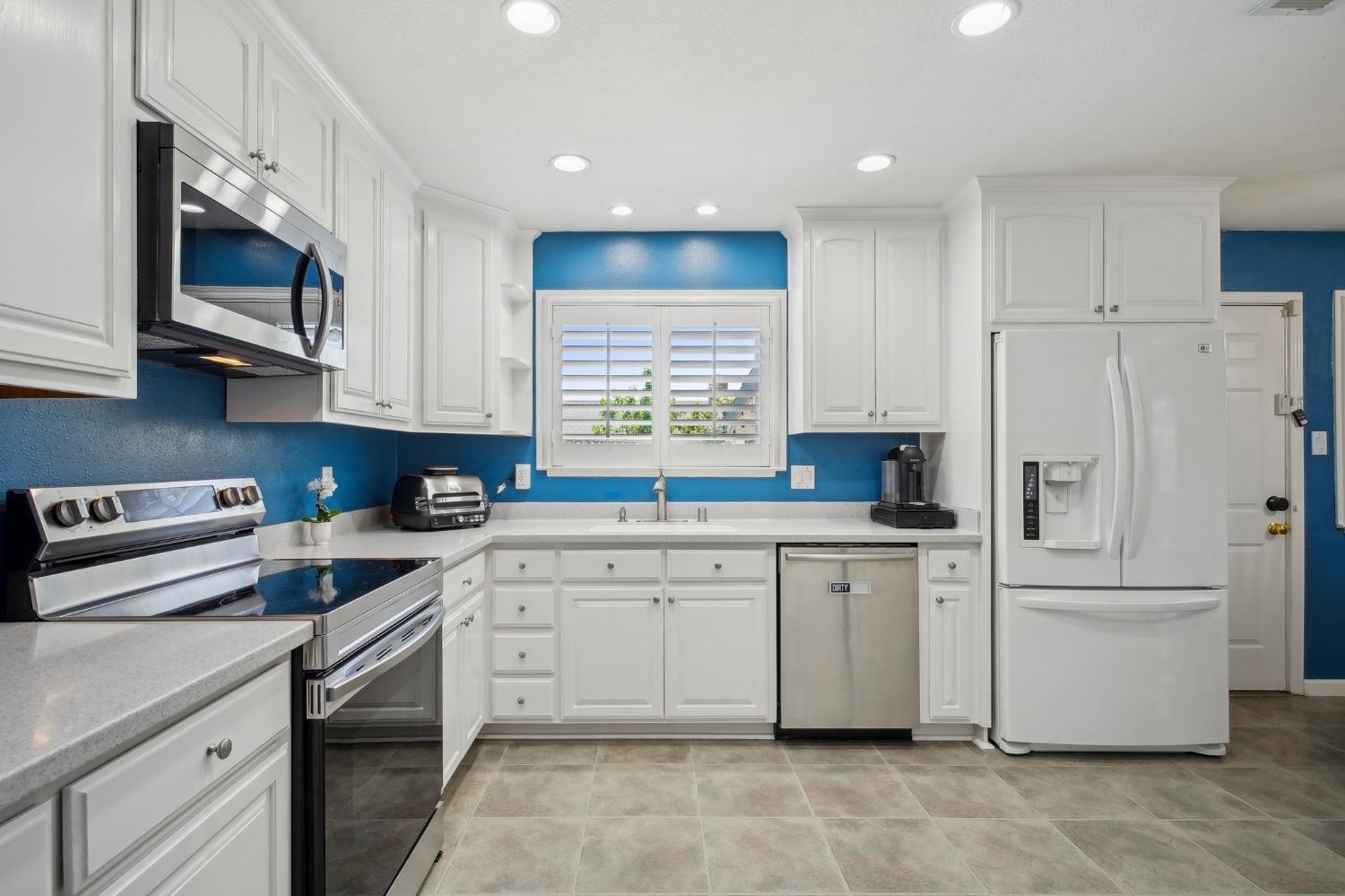 Detail Gallery Image 9 of 29 For 3965 Purdue Way, Livermore,  CA 94550 - 3 Beds | 2 Baths