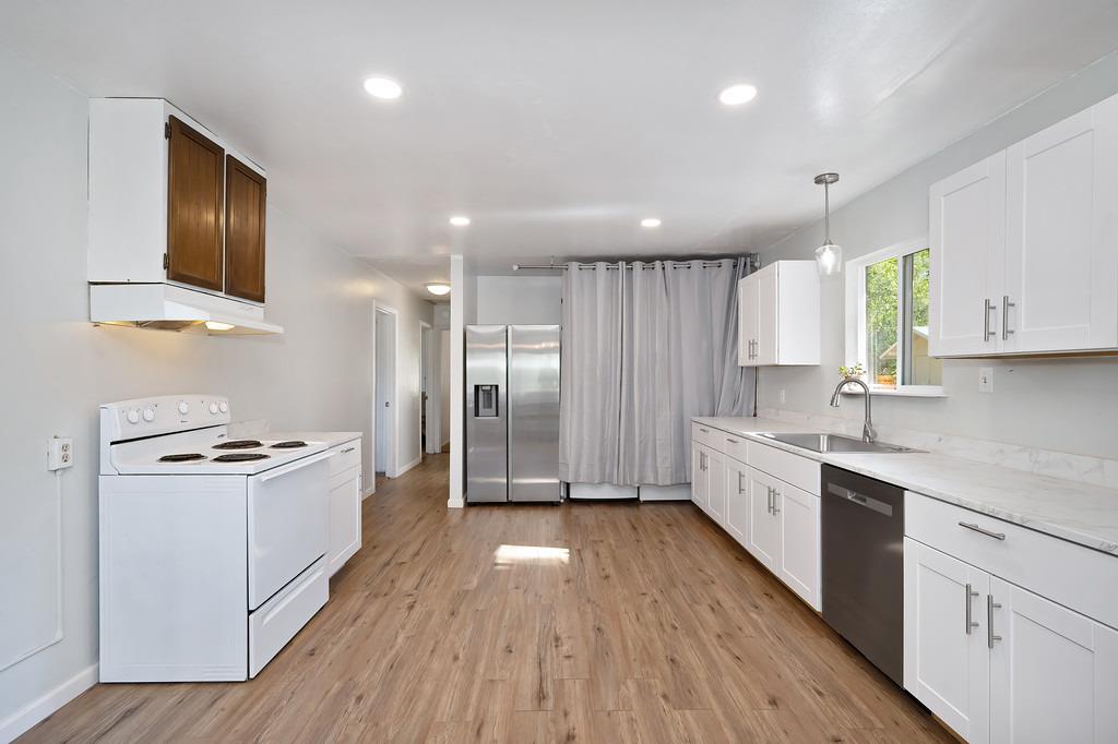 Detail Gallery Image 25 of 70 For 4292 Canyon Valley Rd, Diamond Springs,  CA 95619 - 3 Beds | 1 Baths
