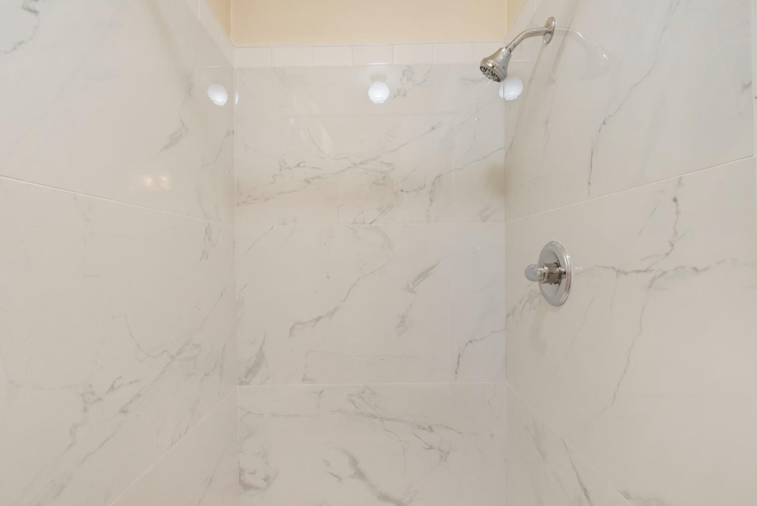 Detail Gallery Image 22 of 52 For 6627 Creekmont Way, Citrus Heights,  CA 95621 - 4 Beds | 2/1 Baths