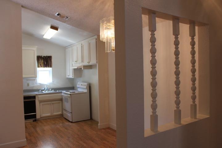 Detail Gallery Image 8 of 38 For 7208 Parkvale Way, Citrus Heights,  CA 95621 - 4 Beds | 2 Baths