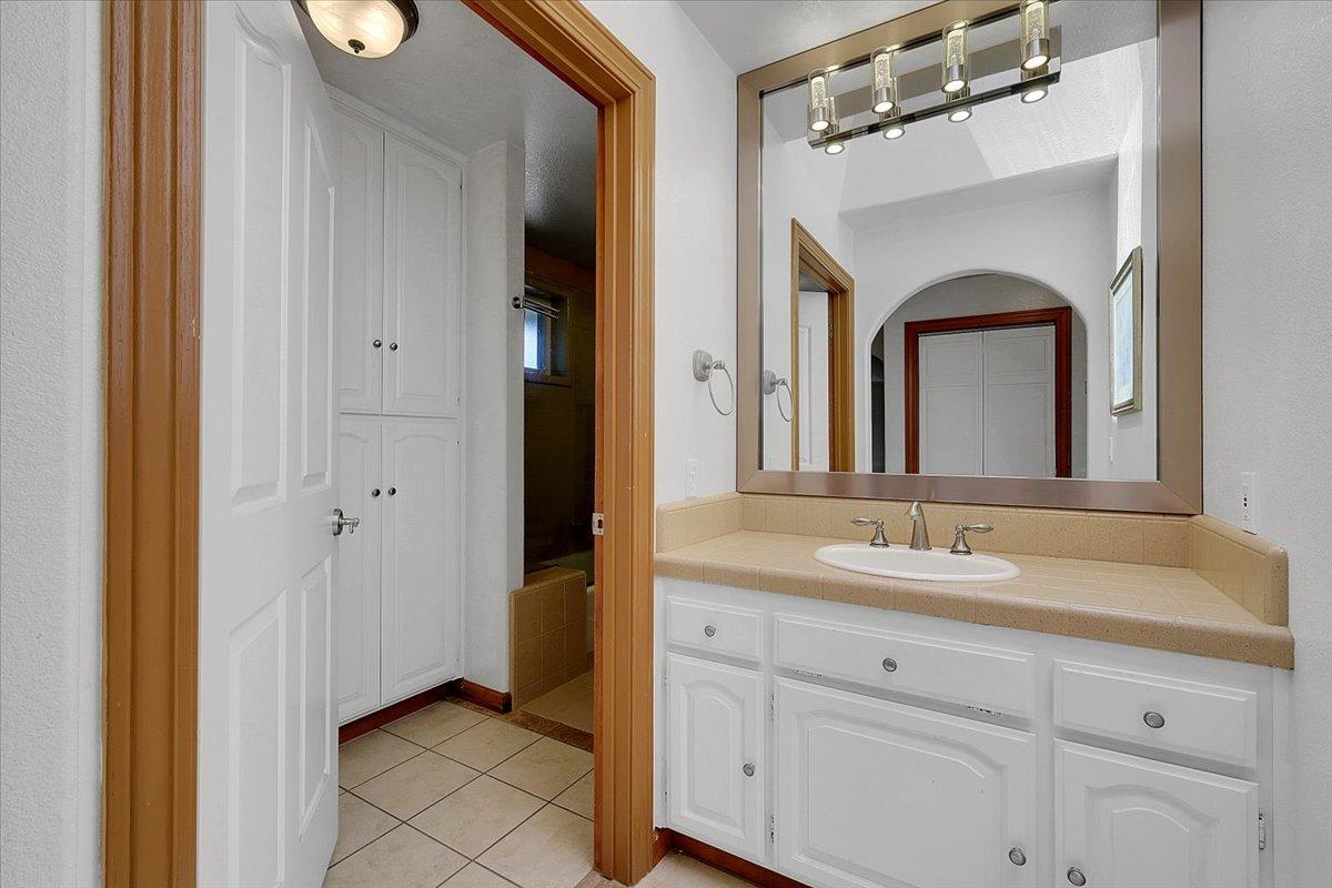 Detail Gallery Image 57 of 99 For 1721 Starr St, Yuba City,  CA 95993 - 5 Beds | 3 Baths