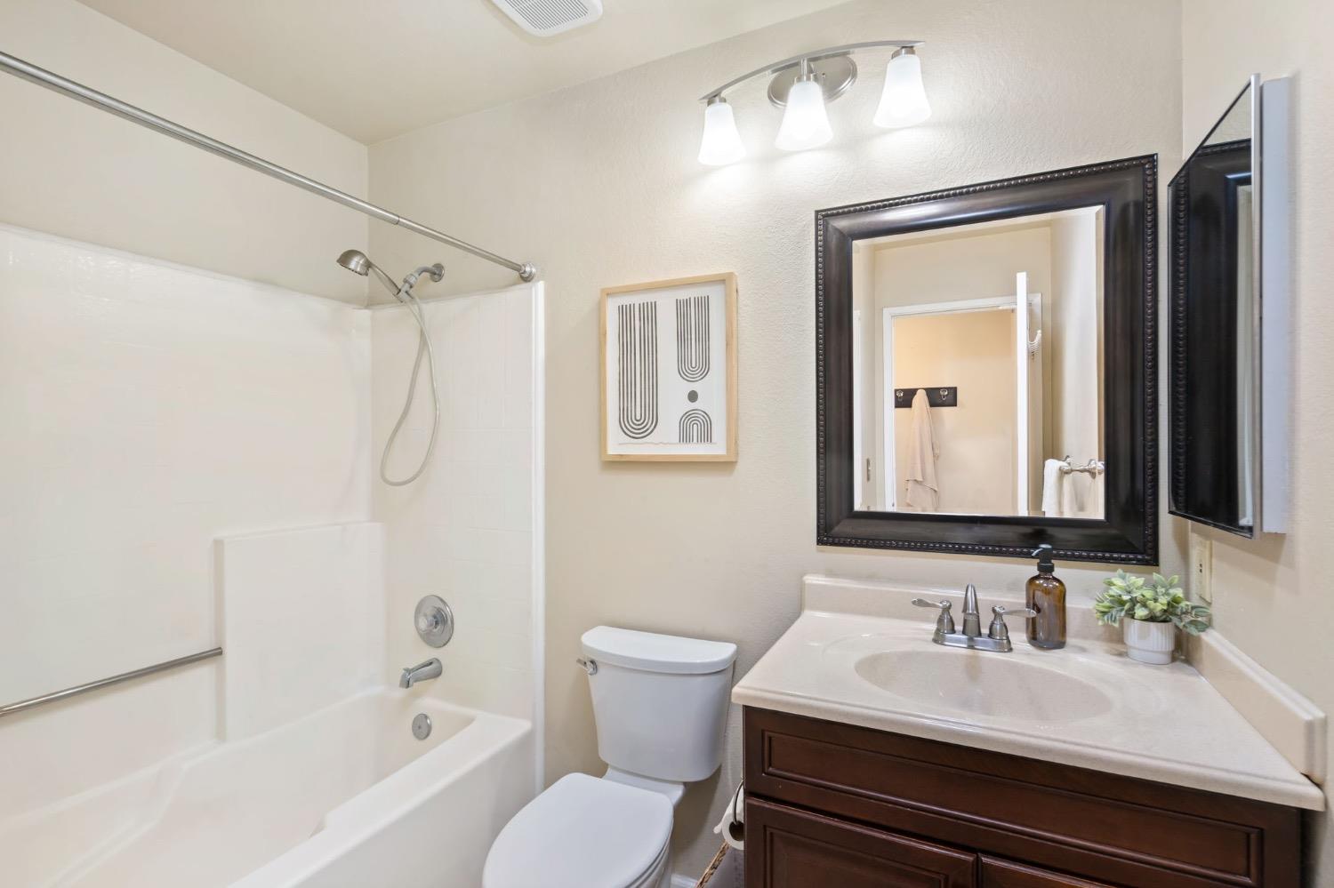 Detail Gallery Image 24 of 45 For 629 Azores Cir, Bay Point,  CA 94565 - 3 Beds | 2 Baths