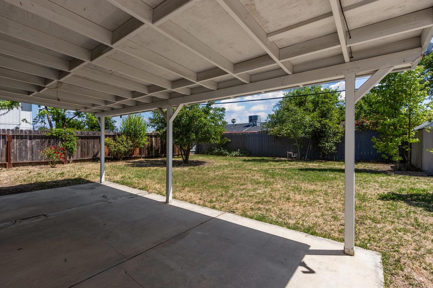 Cortright Way, North Highlands, California image 20