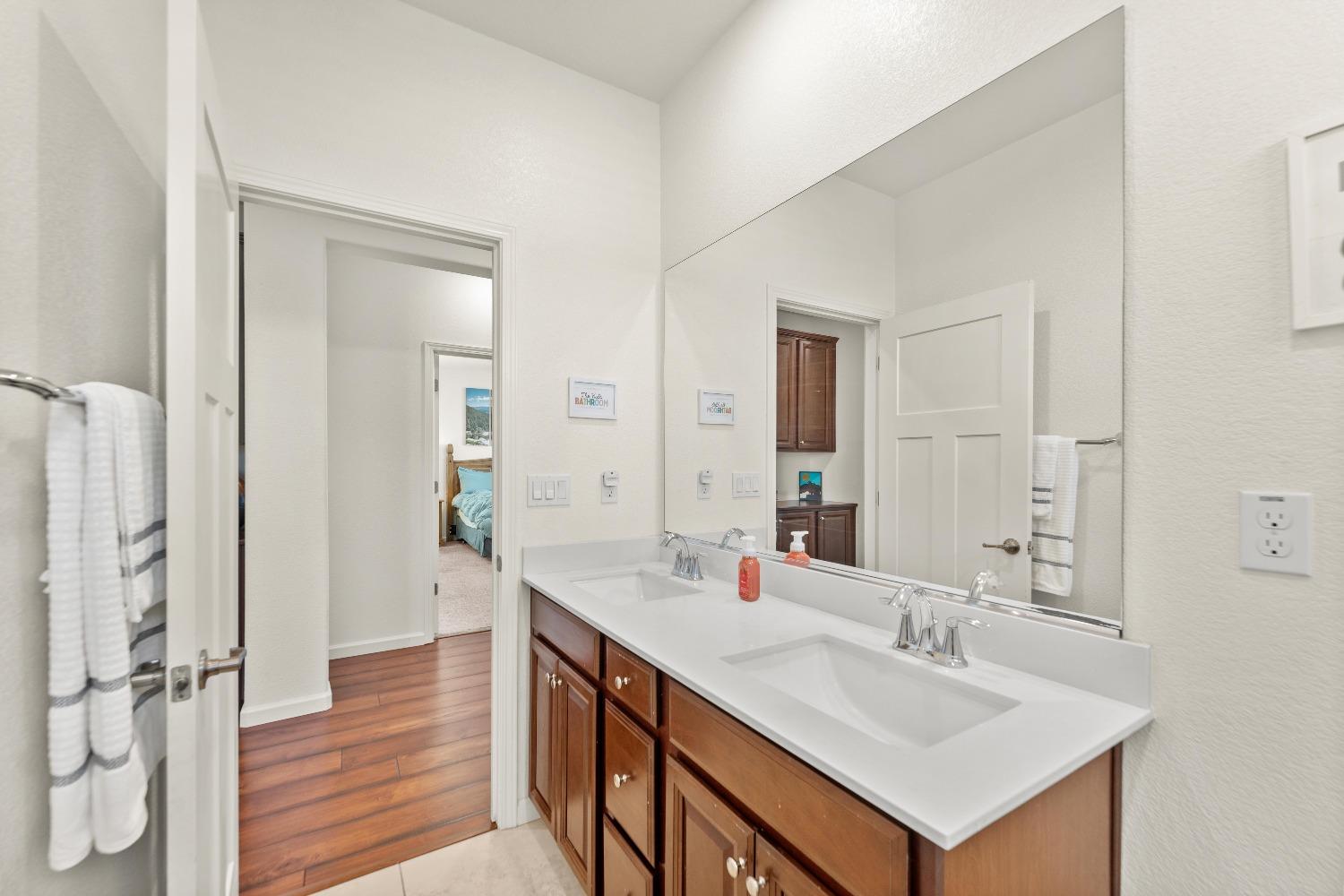 Detail Gallery Image 40 of 71 For 3706 Rockdale Dr, Rancho Cordova,  CA 95742 - 4 Beds | 3 Baths