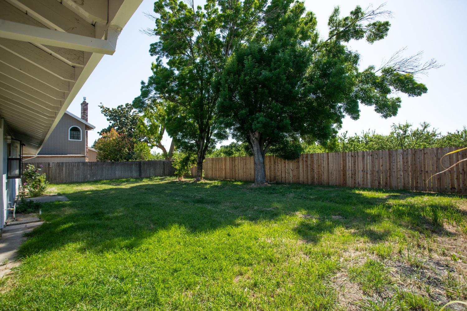 Detail Gallery Image 37 of 37 For 338 Rose Ln, Yuba City,  CA 95993 - 3 Beds | 2 Baths