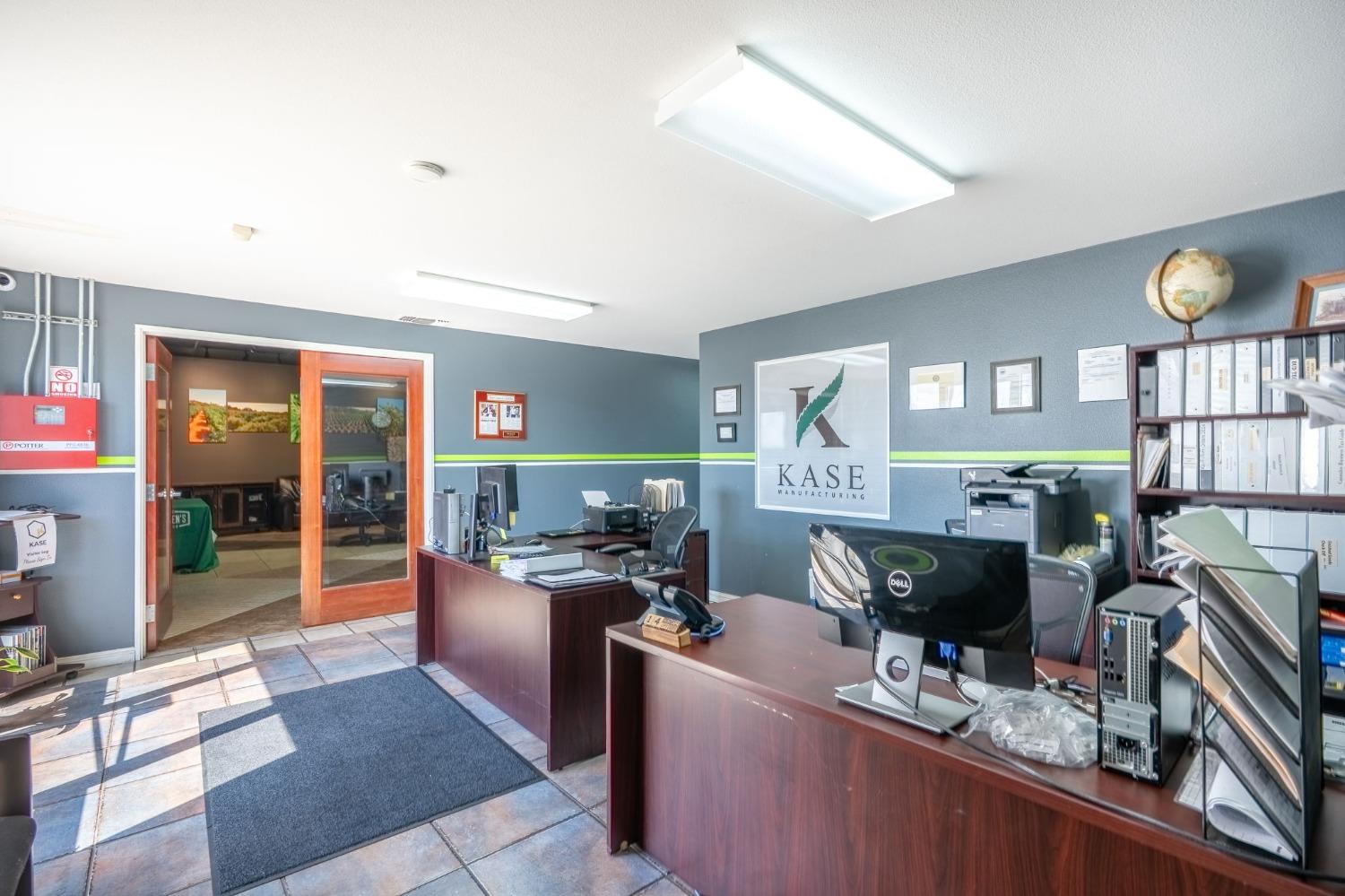 Detail Gallery Image 4 of 35 For 4111 Brew Master Dr a,  Ceres,  CA 95307 - – Beds | – Baths