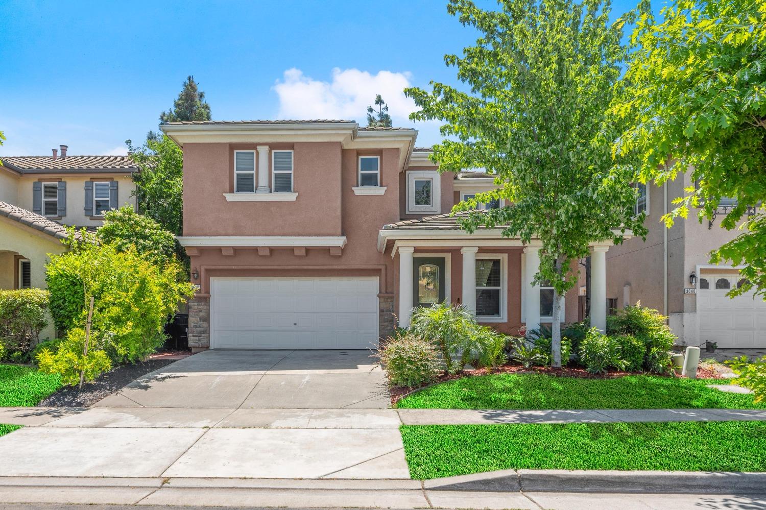 Detail Gallery Image 1 of 54 For 3034 Trap Rock Way, Sacramento,  CA 95835 - 3 Beds | 2/1 Baths