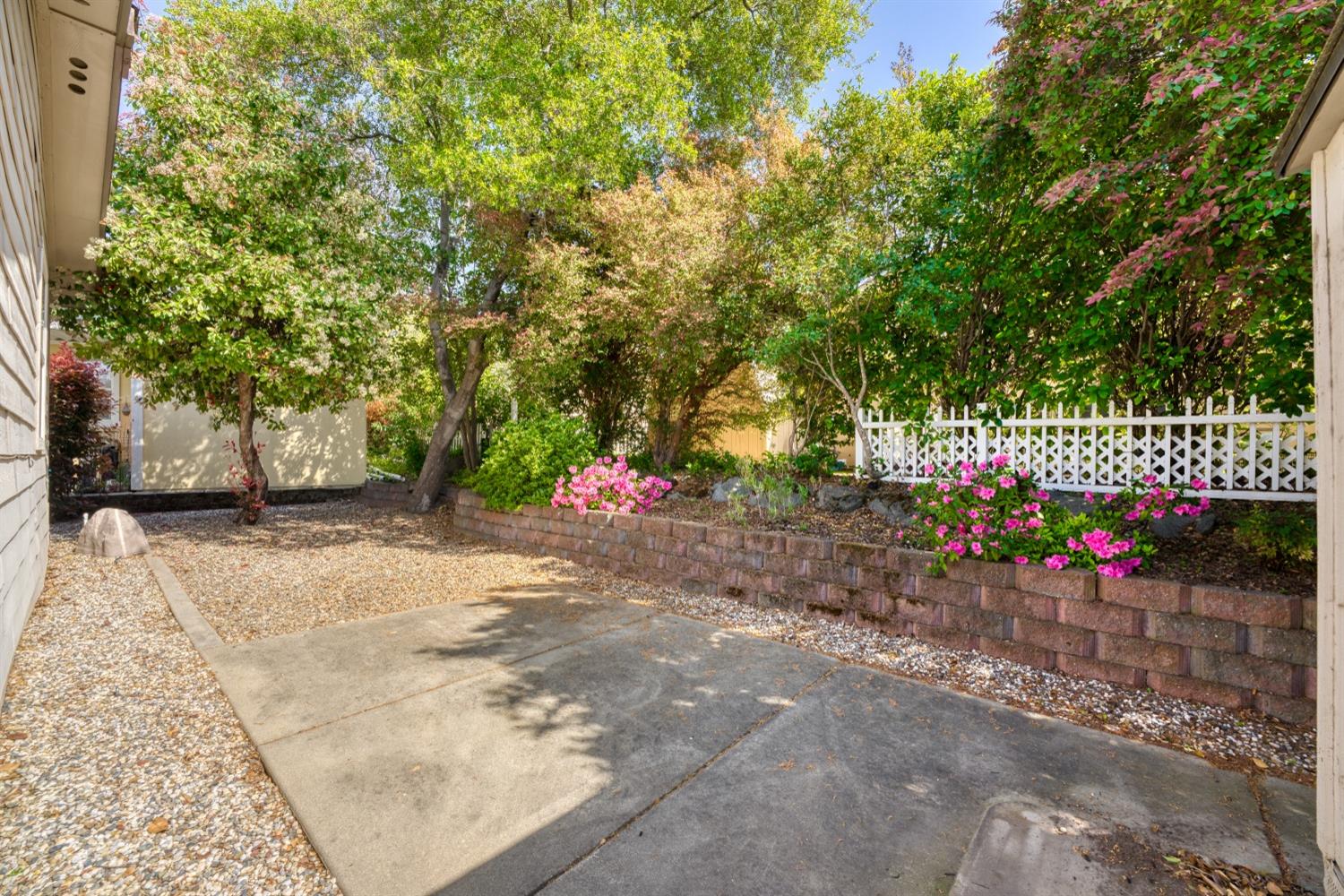 Detail Gallery Image 55 of 58 For 136 Pinebrook Dr, Folsom,  CA 95630 - 2 Beds | 2 Baths