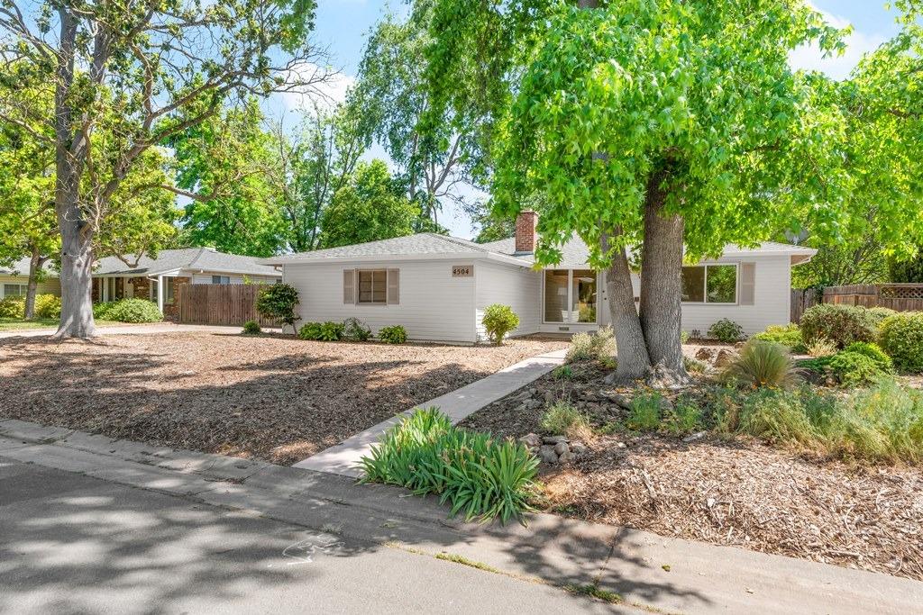 Detail Gallery Image 2 of 39 For 4504 Mcdonald Dr, Sacramento,  CA 95821 - 3 Beds | 2 Baths